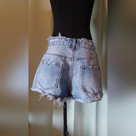 A Forever 21 Distressed Blue Denim Shorts - Picture 2 of 7